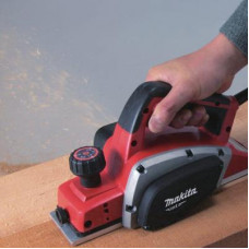 Электрорубанок Makita M1902, 500Вт, 82мм (M1902)
