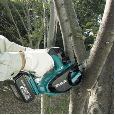 Цепная пила Makita аккумуляторная LXT, 18В, 3Аг х 2шт, DC18RC, кейс, 115мм (DUC122RFE)